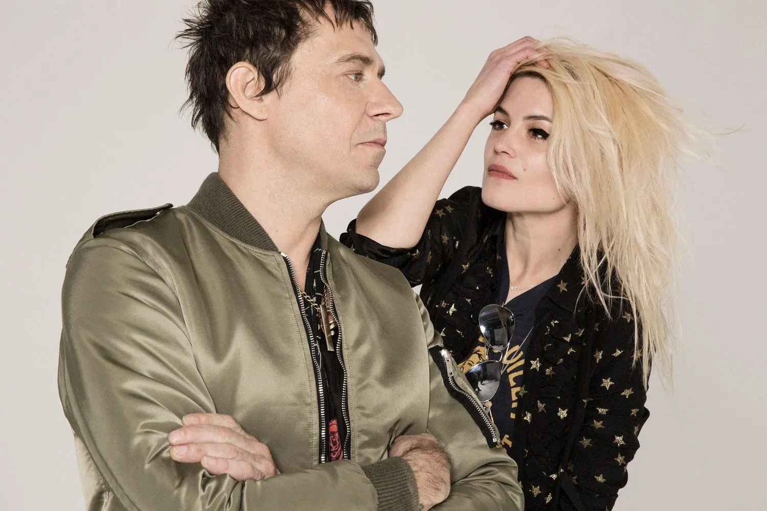 The Kills perform ‘Heart of a Dog’ on Conan