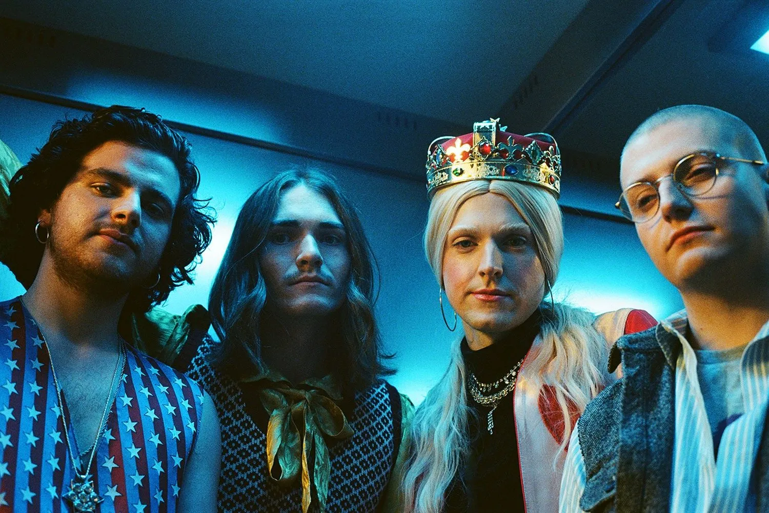 Sundara Karma have debuted another new track, 'Little Smart Houses'