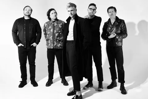 L.S. Dunes have shared new single 'Paper Tigers' ahead of their upcoming album 'Violet'