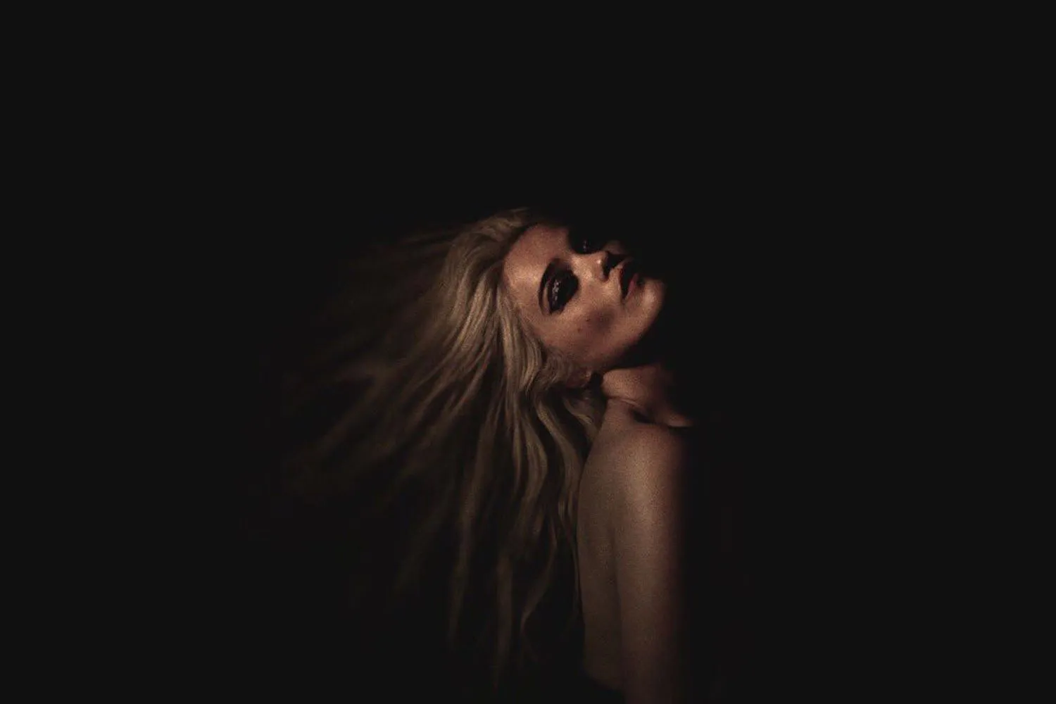 Sky Ferreira: "They kept me from putting out music for 10 years"