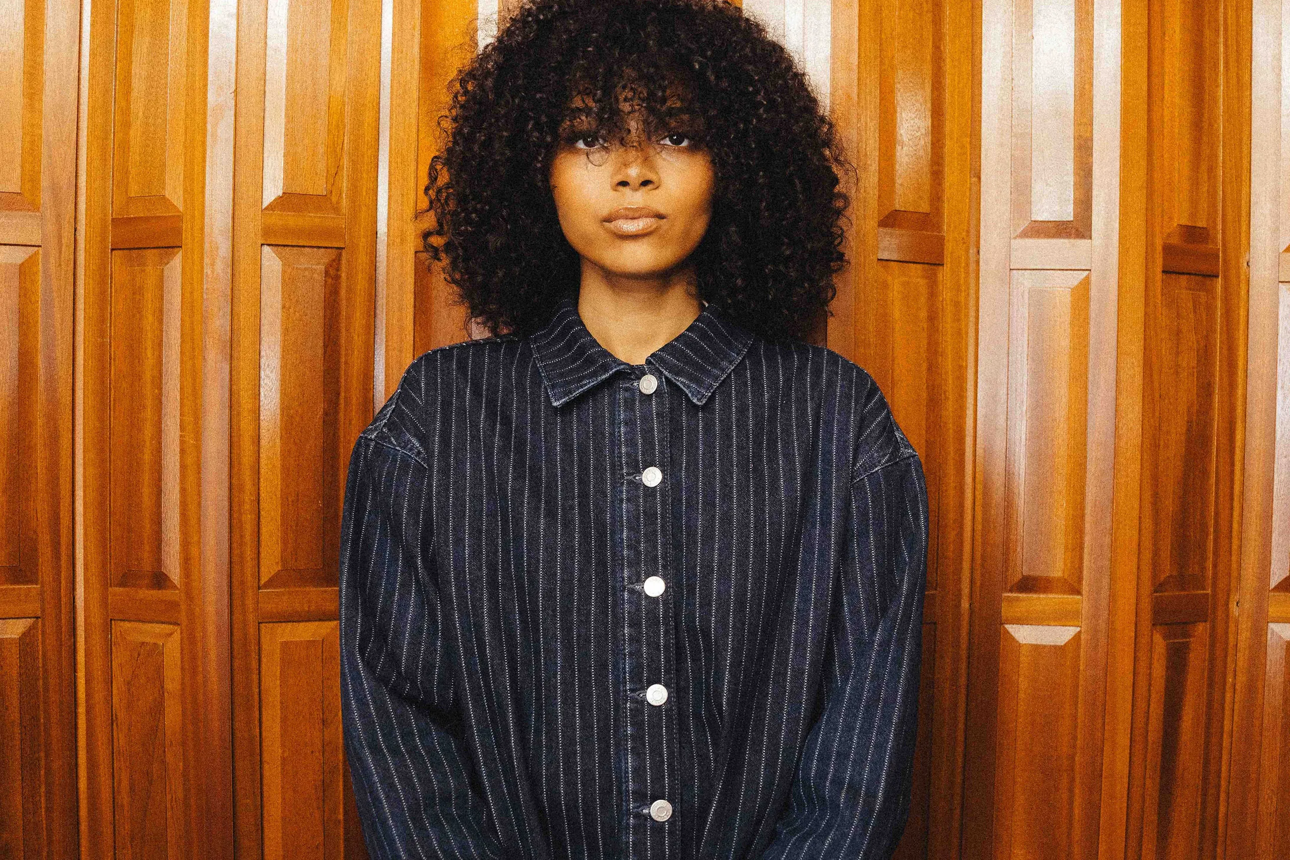 Brooke Combe visits where she grew up with her new video for 'This Town'