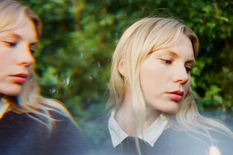 Alice Costelloe has announced her new EP 'When It's The Time', inspired by the end of the world (kind of)