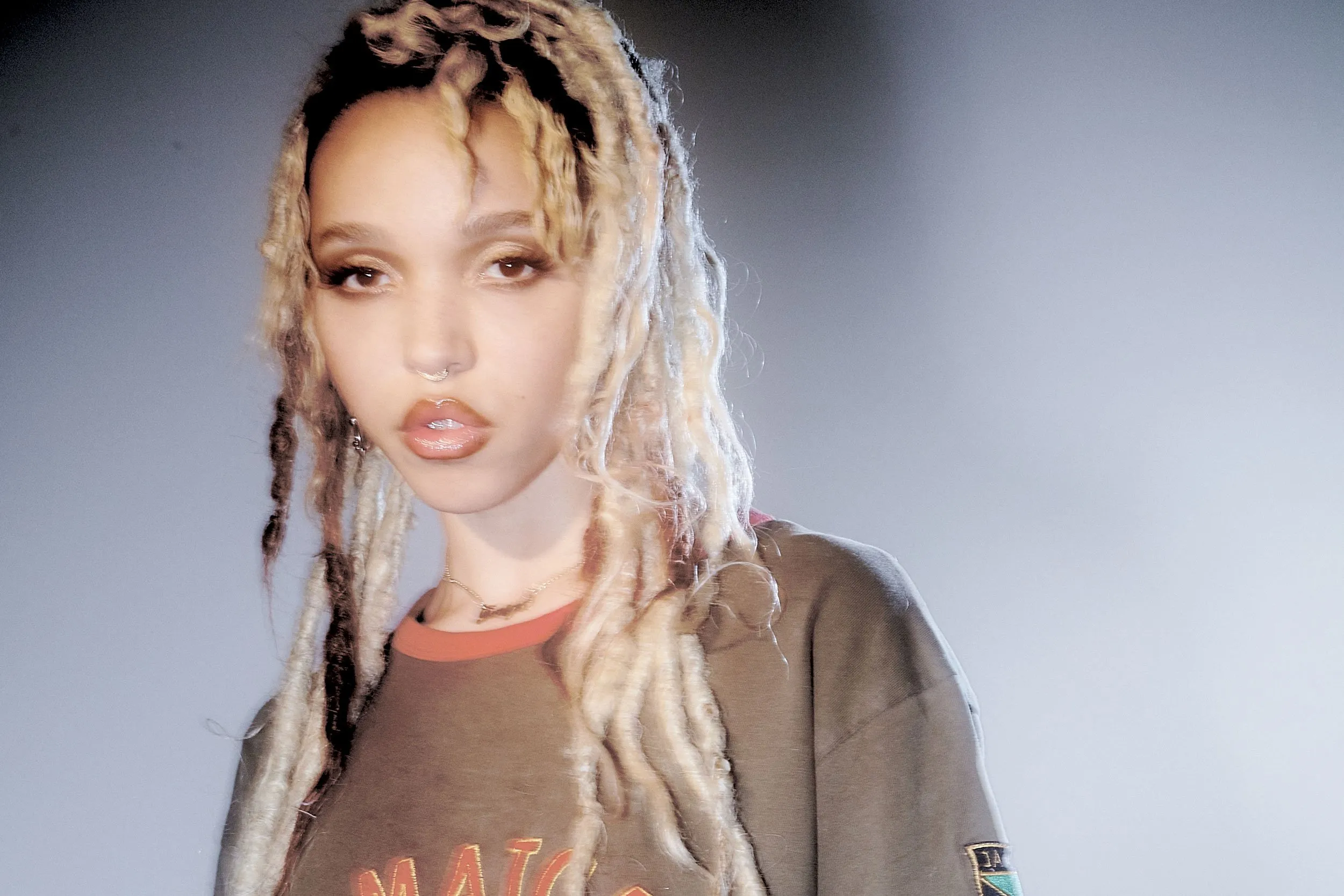 FKA twigs has previewed an unreleased track in a new Calvin Klein advert