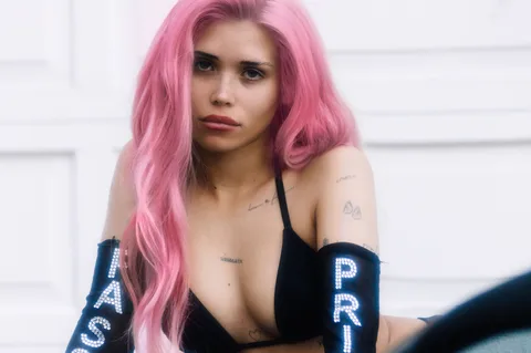 Nessa Barrett has dropped a new single, 'PASSENGER PRINCESS'