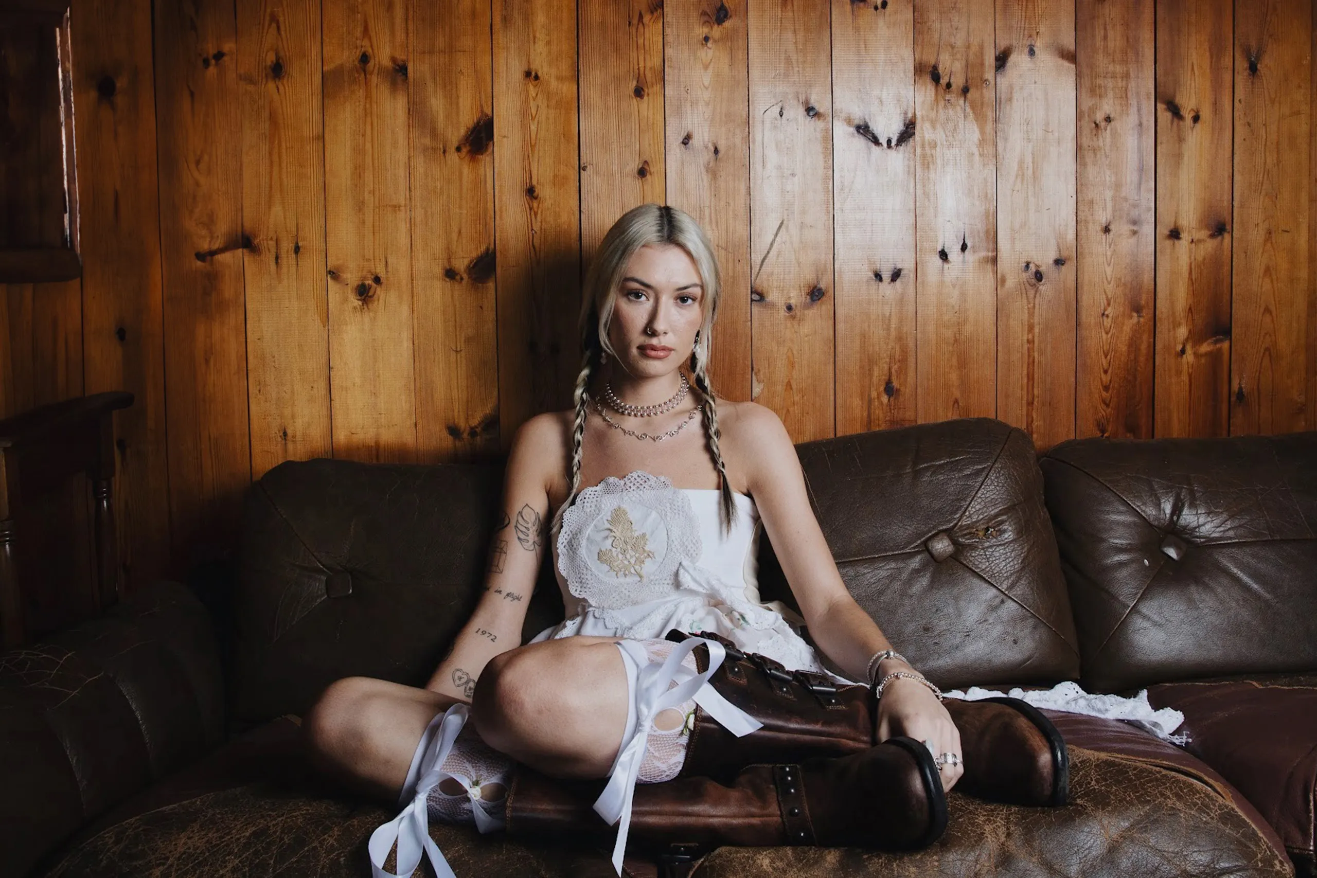 Nieve Ella has released her first single of 2024, argument-inspired track 'The Things We Say'