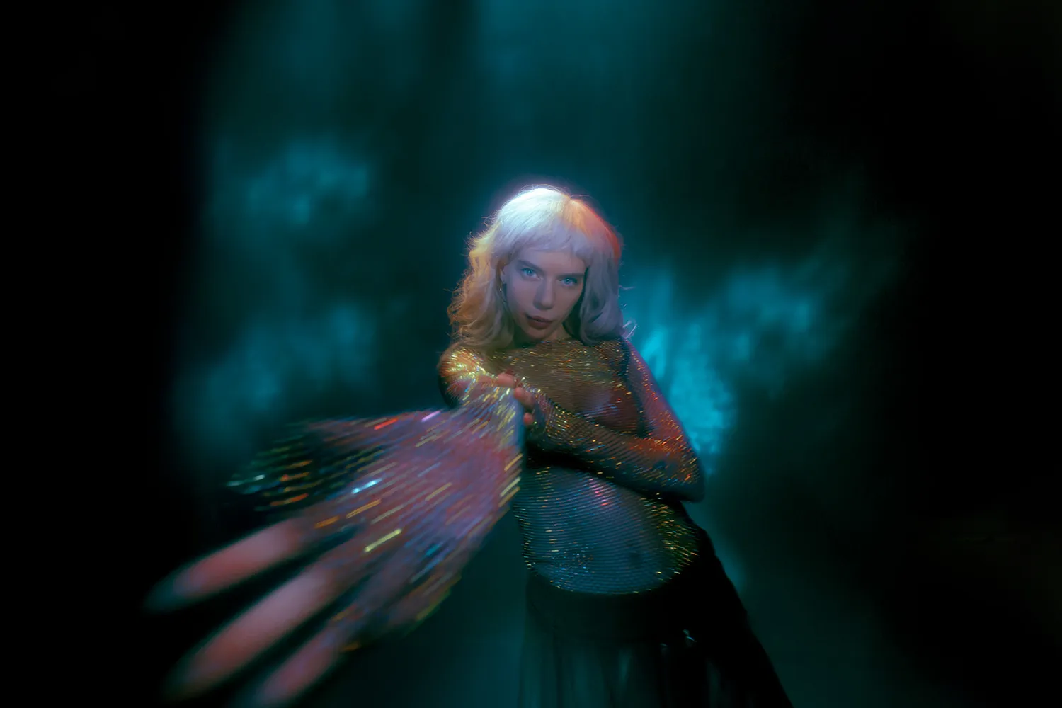 Pixey has dropped a new 90s-influenced single, 'The Thrill Of It'