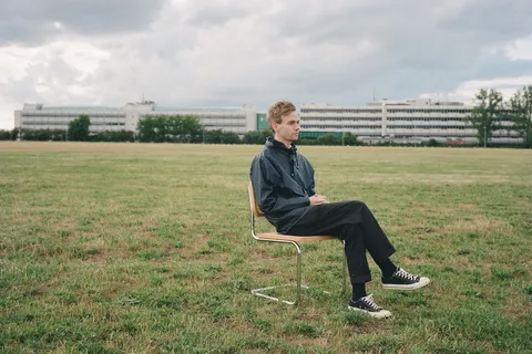 Colouring has shared 'How'd It Get So Real?' from his new album