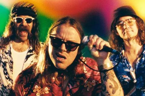 Dune Rats have confirmed a new album for summer, 'If It Sucks, Turn It Up'