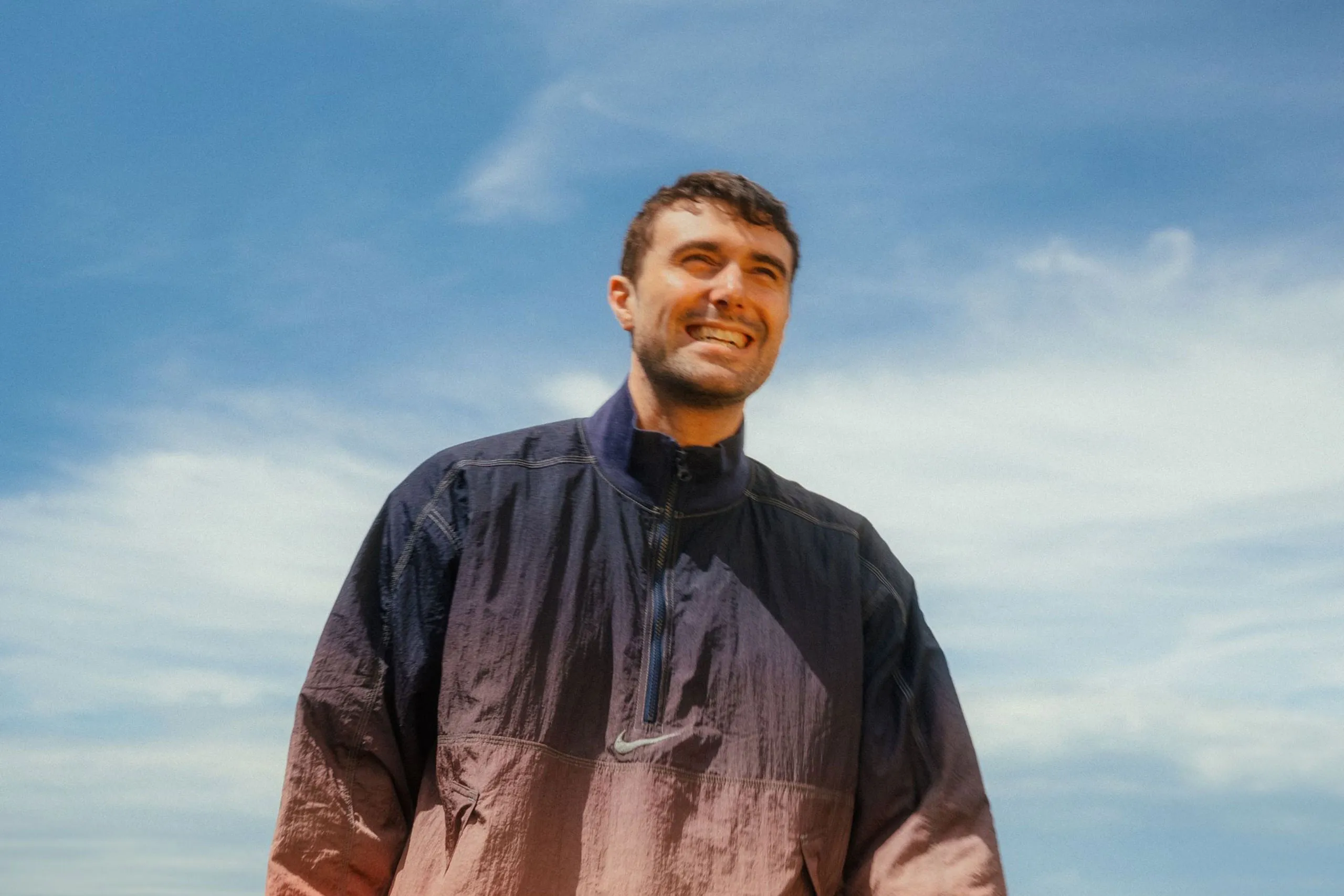 Fred again.. has released a video for 'just stand there' featuring SOAK