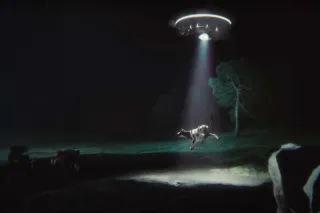 Glass Animals' new video for 'Show Pony' features an unlikely friendship between an alien and a cow