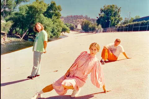 Middle Kids have released a new single inspired by feeling a bit overwhelmed, 'Terrible News'