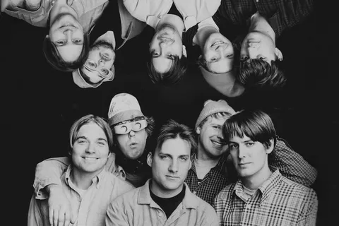 Pavement documentary Pavements - starring recent Dork cover star Joe Keery, 'btw' - is going to premiere at Venice Film Festival