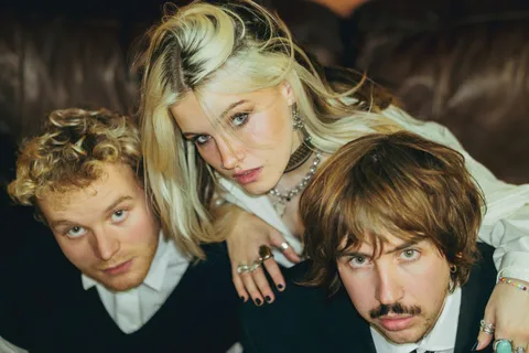 swim school have released a new mixtape EP, 'Seeing It Now'