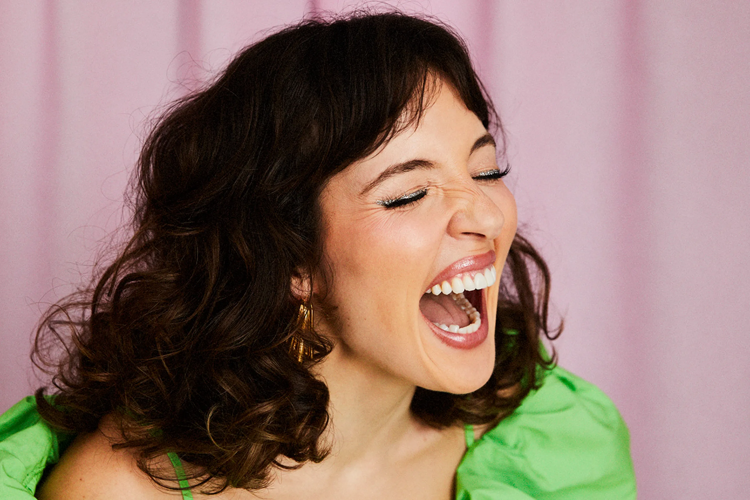 That Woman, the solo project of Josephine Vander West from Oh Wonder, has released her new single 'Joy'