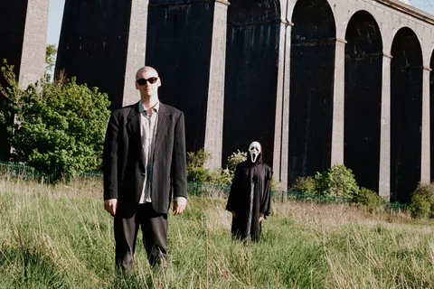 vegas water taxi announce new EP 'long time caller' with single 'chateau photo'