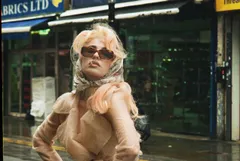 Sofia and the Antoinettes has unveiled cinematic new single ‘Vespa’