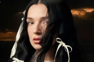 Poppy has shared her new single 'Guardian' from upcoming album 'Empty Hands'