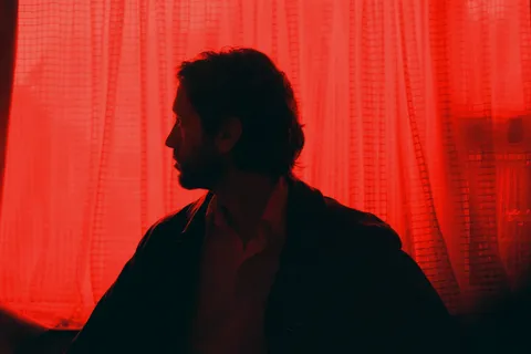 The Null Club has enlisted Miss Grit for new single 'Overgrown'