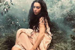 Charli xcx has unveiled her new track 'Wall Of Sound'