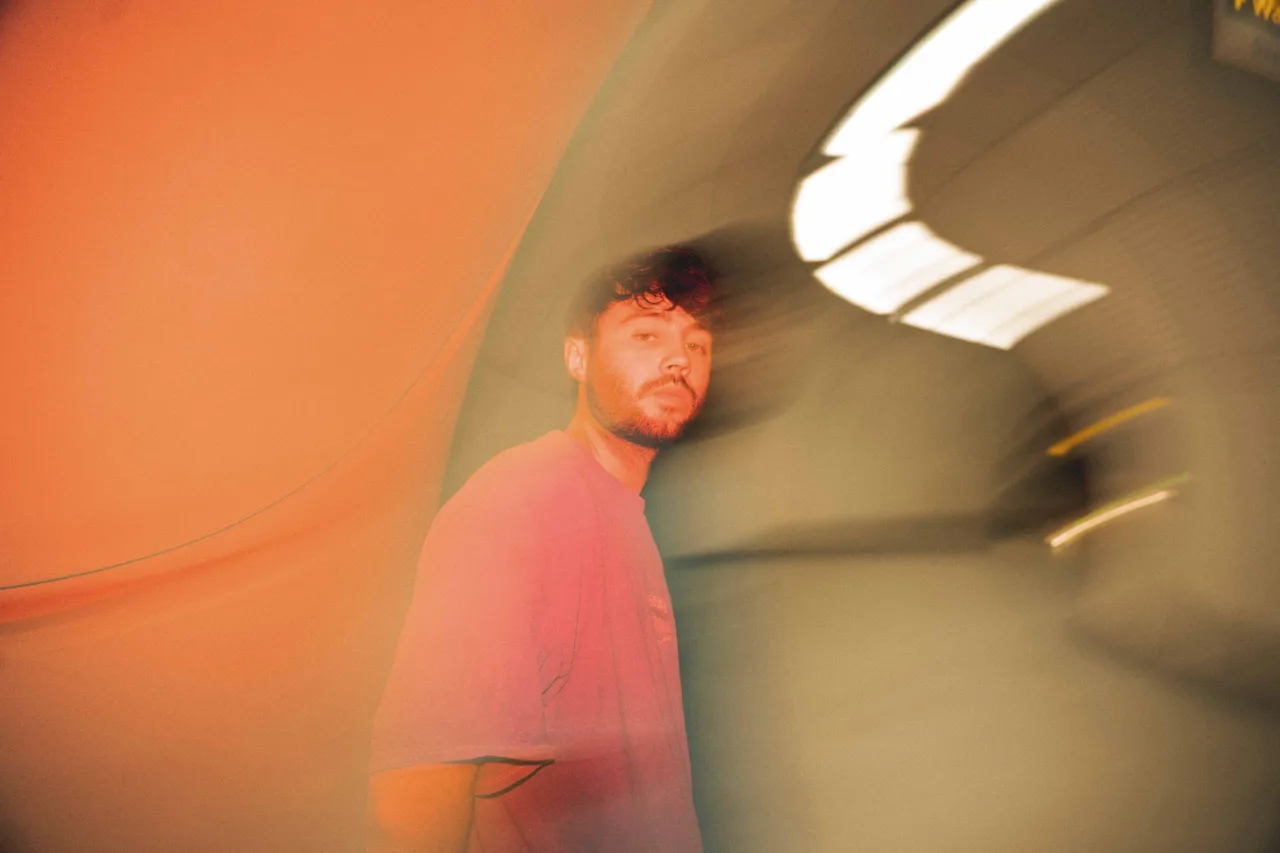 Somebody's Child: "I don't really analyse my songs, it's just a reflection of how I feel"