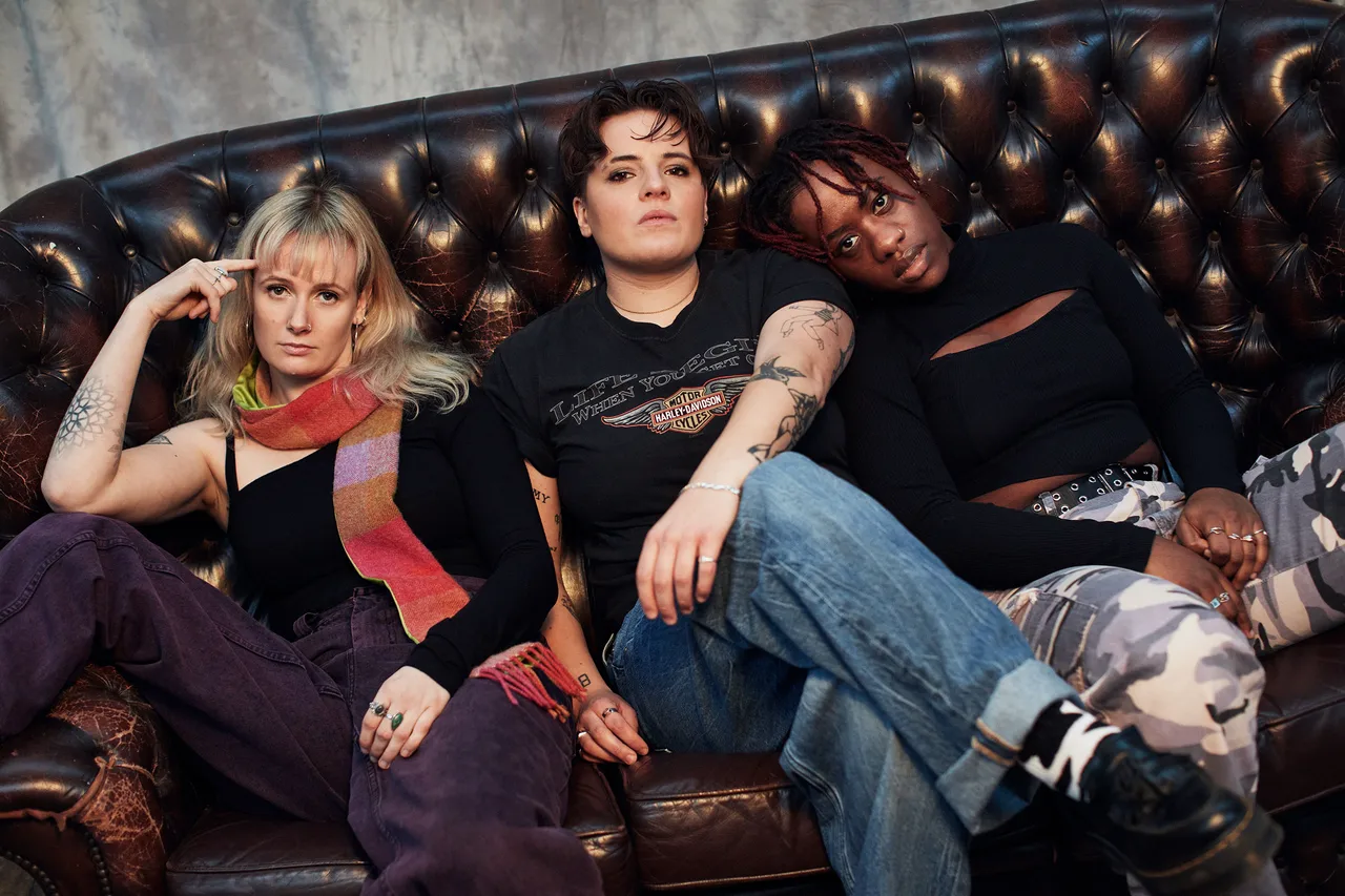 DORK x DOT TO DOT: GIRLBAND! are here to make some noise