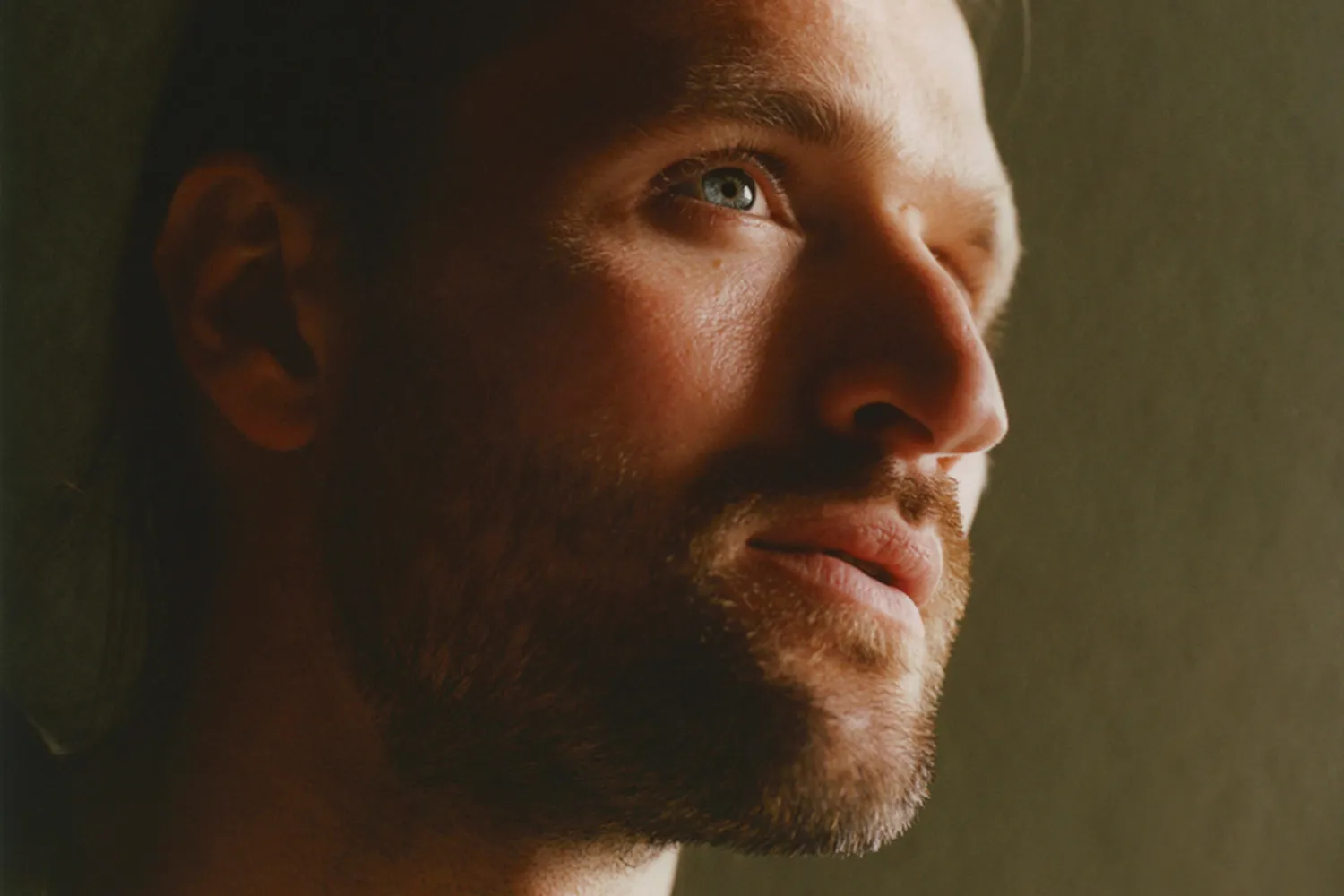 Hayden Thorpe has a brand new single, 'Metafeeling'